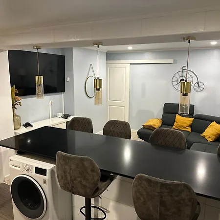 Apartment Maison Cacem